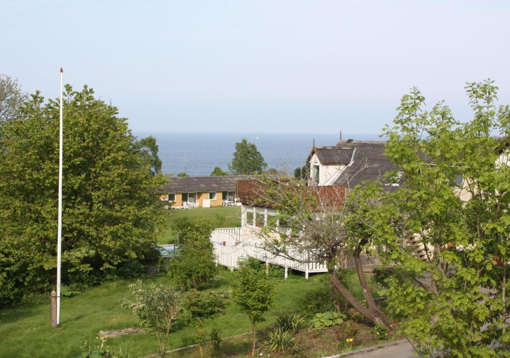 Sandkås Feriecenter Rum bild
